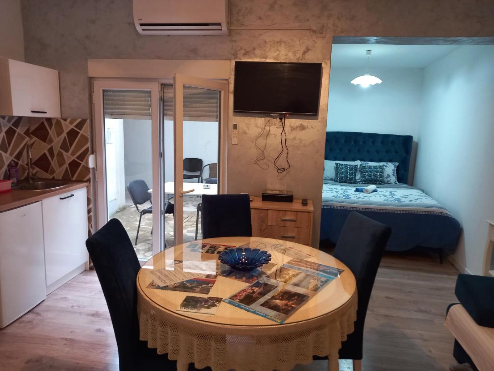 מוסטר Studio Nena מראה חיצוני תמונה